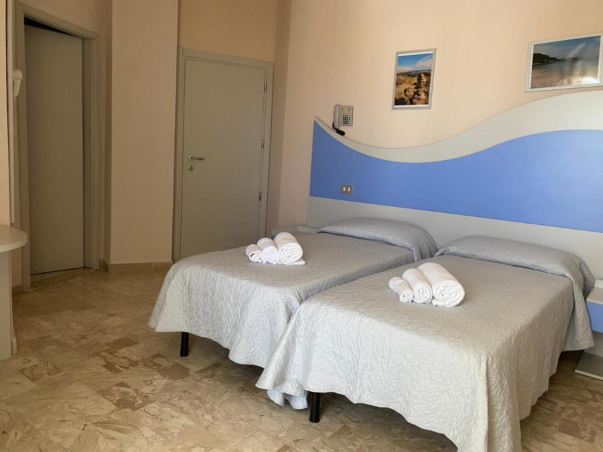 Hotel Moderno - Bed & Breakfast Τσέρβια Εξωτερικό φωτογραφία