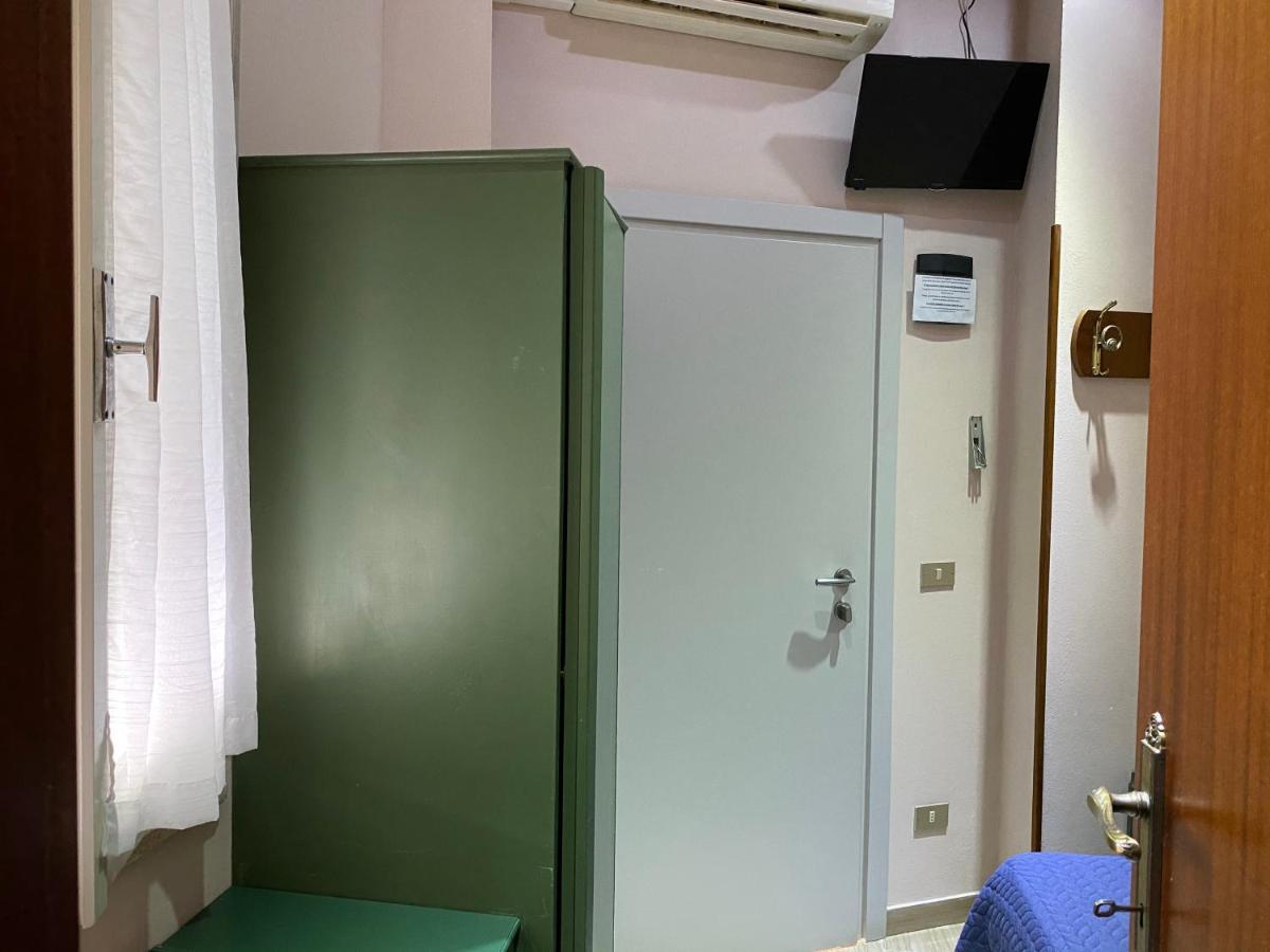 Hotel Moderno - Bed & Breakfast Τσέρβια Εξωτερικό φωτογραφία