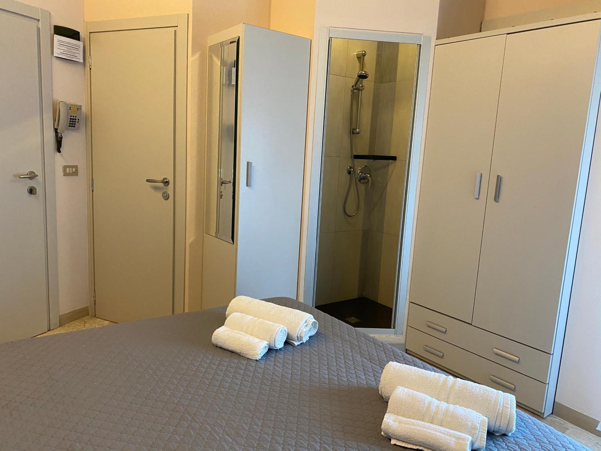 Hotel Moderno - Bed & Breakfast Τσέρβια Εξωτερικό φωτογραφία