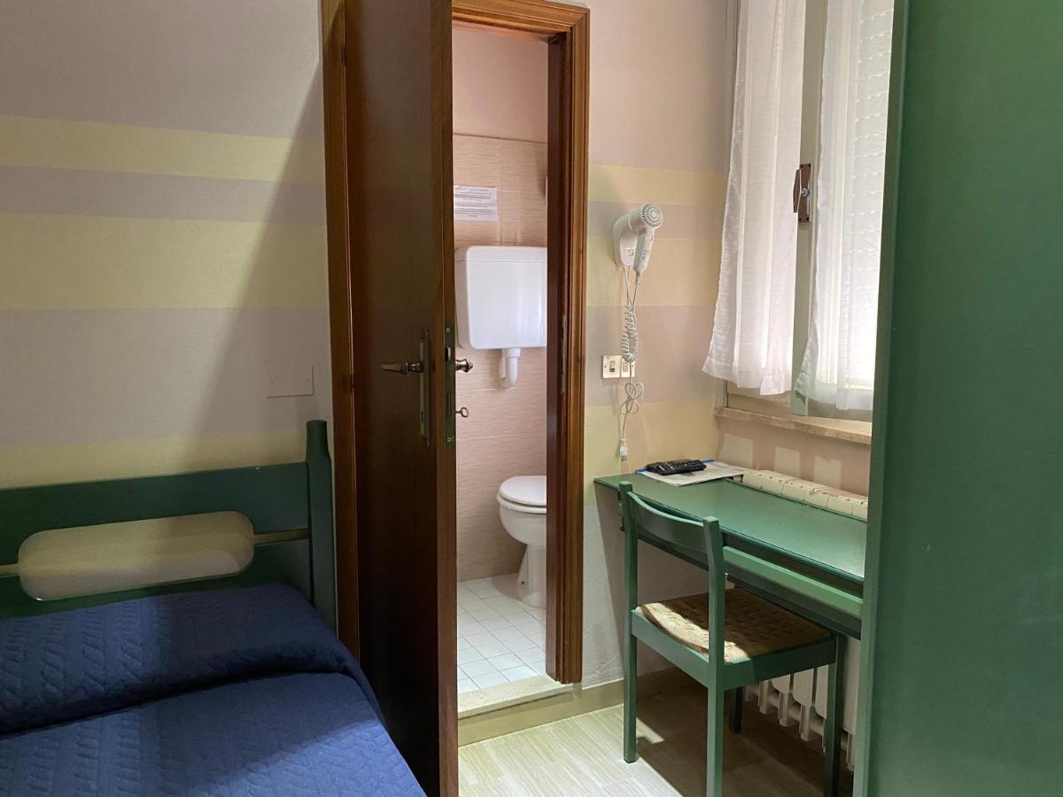 Hotel Moderno - Bed & Breakfast Τσέρβια Εξωτερικό φωτογραφία