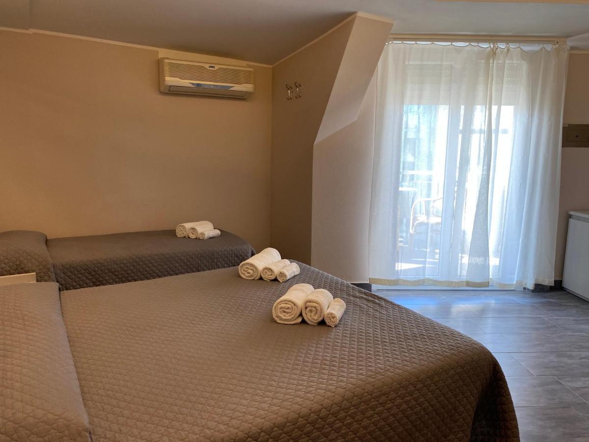 Hotel Moderno - Bed & Breakfast Τσέρβια Εξωτερικό φωτογραφία