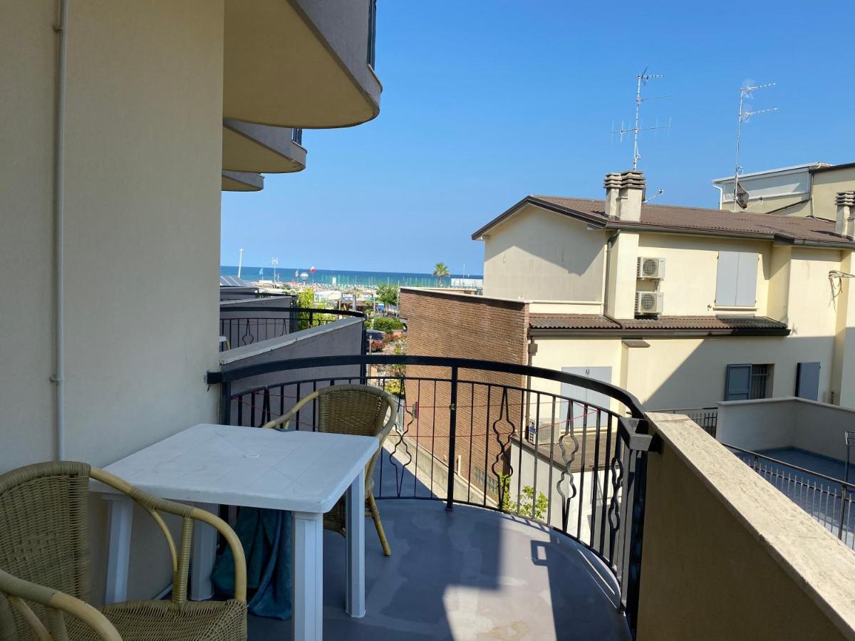 Hotel Moderno - Bed & Breakfast Τσέρβια Εξωτερικό φωτογραφία