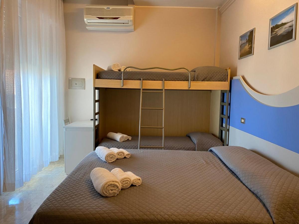 Hotel Moderno - Bed & Breakfast Τσέρβια Εξωτερικό φωτογραφία