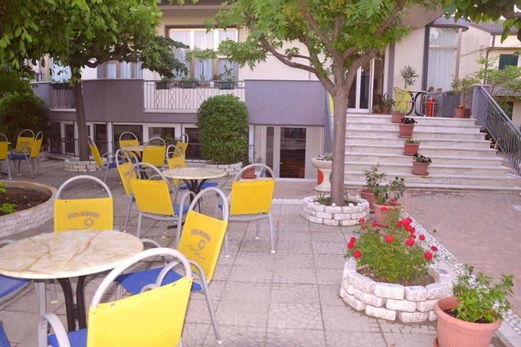 Hotel Moderno - Bed & Breakfast Τσέρβια Εξωτερικό φωτογραφία